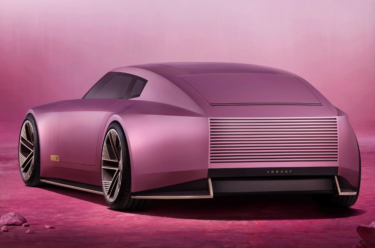 Jaguar Type 00 front quarter 